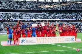 博彩不只是钱的流动，更是人性与社会的剧烈碰撞。（博彩不只是金钱的起落，更是人性与社会的激烈对撞。）